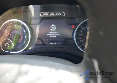 2019 Ram 1500 Laramie 4X4 5'7 Box from USA, damaged, VIN 1C6SRFJT6KN638440